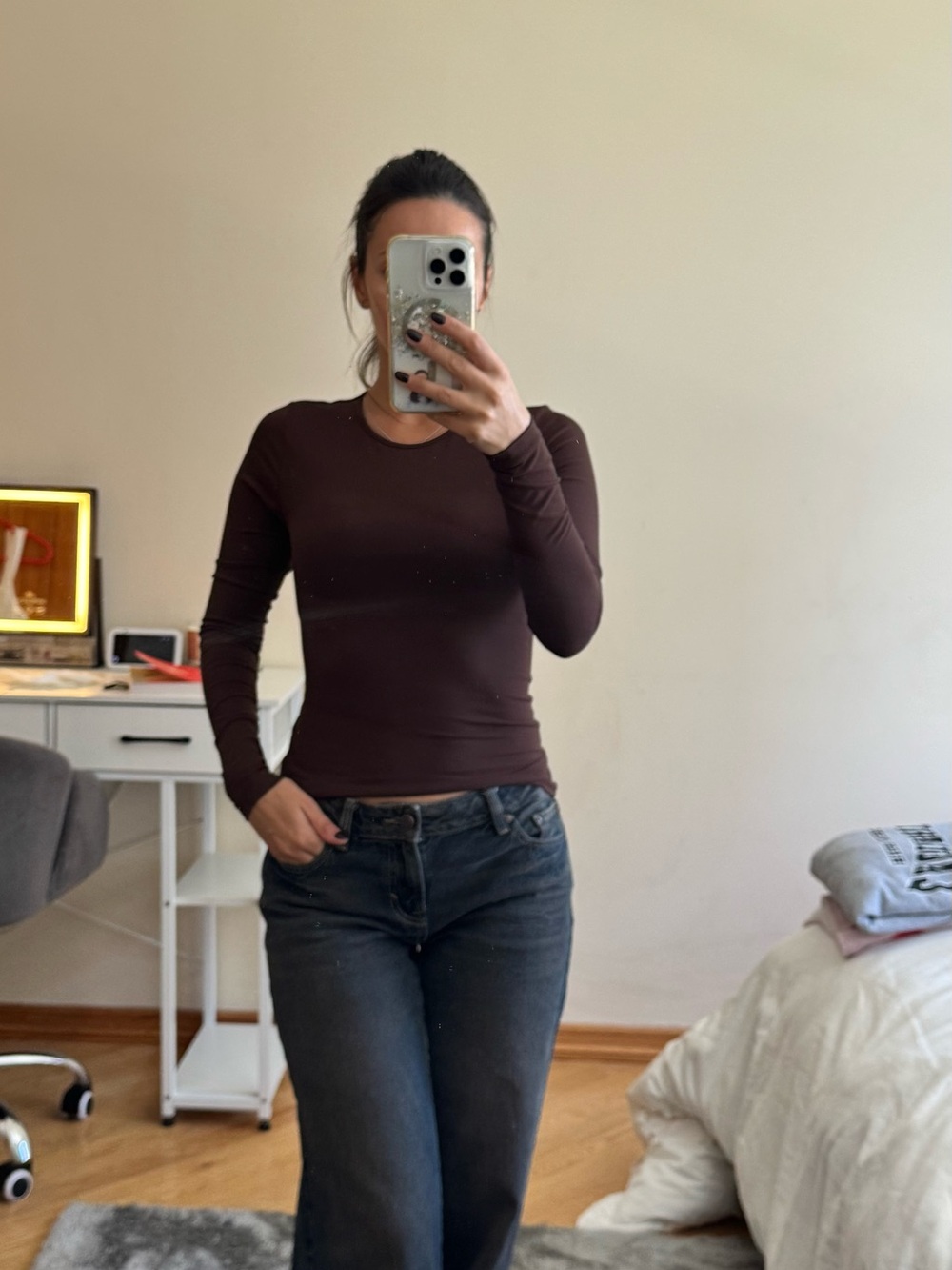 Garage Fitted Long-Sleeve Crew in Chocolate Brown